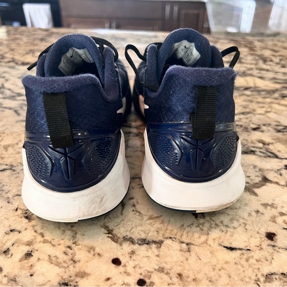 Nike Kobe - Picture 4 of 4